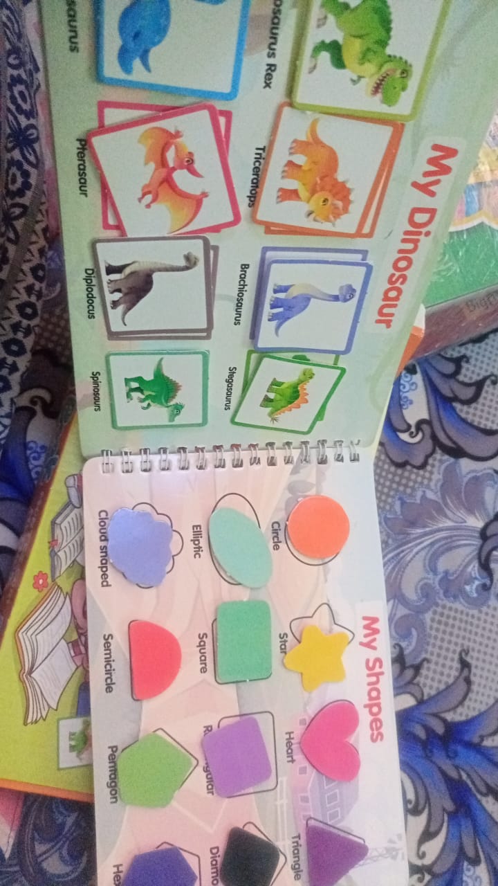 Busy book with Valcro 12 themes