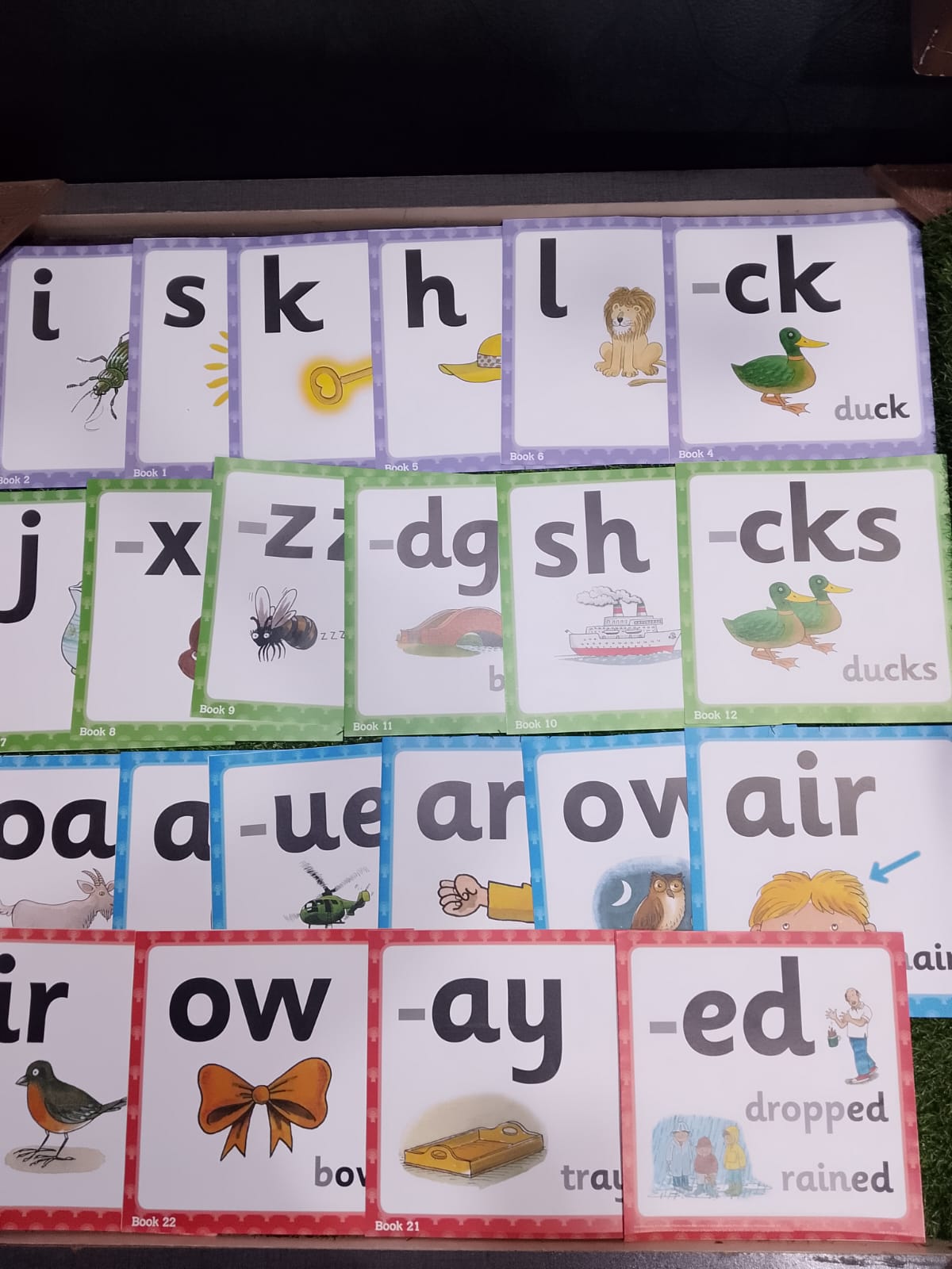 Floppy 's Phonics 
Sounds & Letters